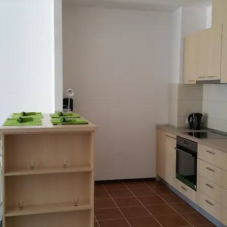Fradis Apartman *